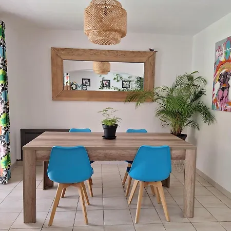 Maison De Famille à 2 Kms De La Hébergement de vacances *