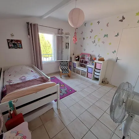 Prázdninový dům Maison De Famille A 2 Kms De La Le Pradet