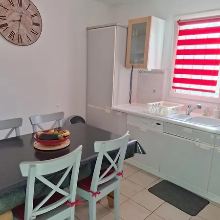 Maison De Famille à 2 Kms De La * Le Pradet