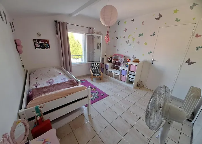 Сasa de vacaciones Maison De Famille A 2 Kms De La Le Pradet